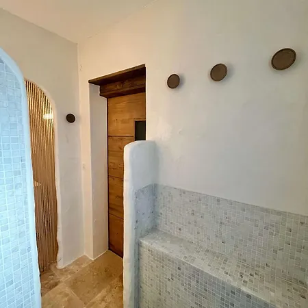 Kallinera Villa *